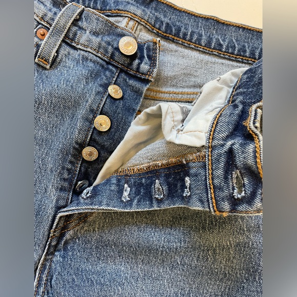 Levi’s 501 Skinny Button Fly Jeans - Picture 4 of 8